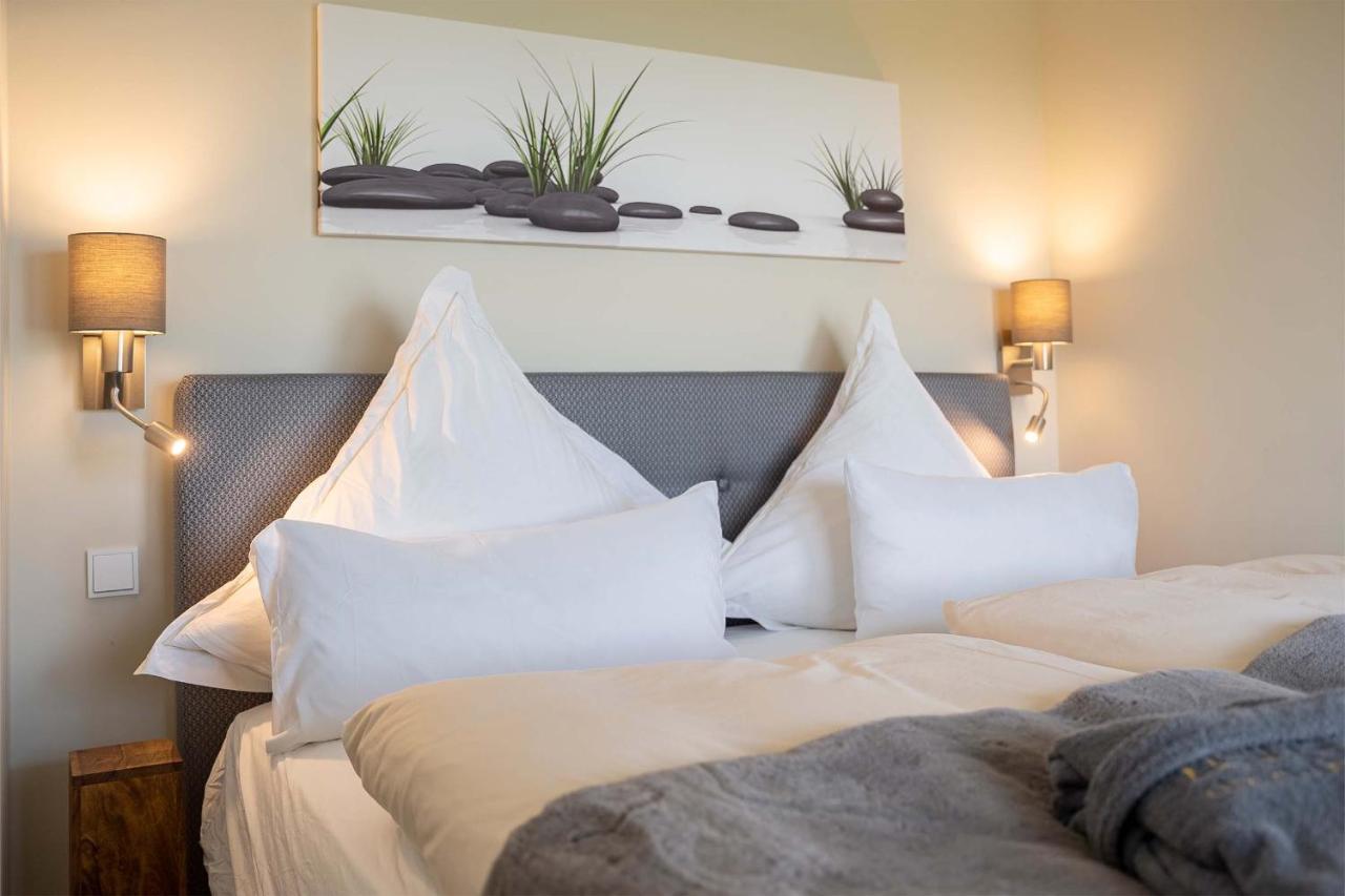 Luxus Resort Ruegen Residenz Kubitzer Bodden Rambin エクステリア 写真