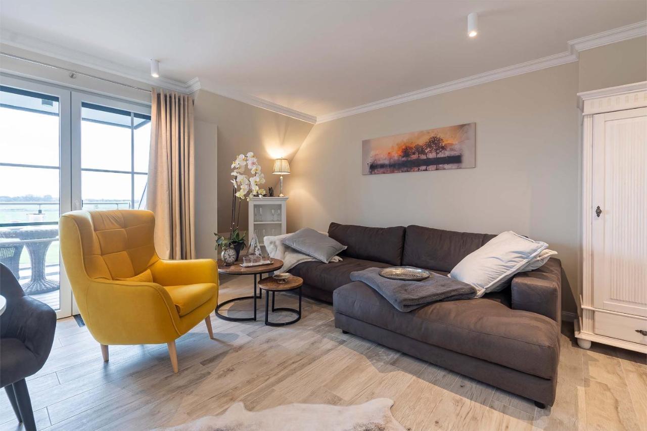 Luxus Resort Ruegen Residenz Kubitzer Bodden Rambin エクステリア 写真