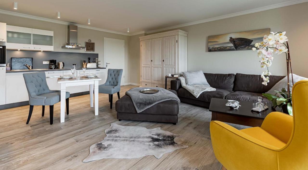 Luxus Resort Ruegen Residenz Kubitzer Bodden Rambin エクステリア 写真