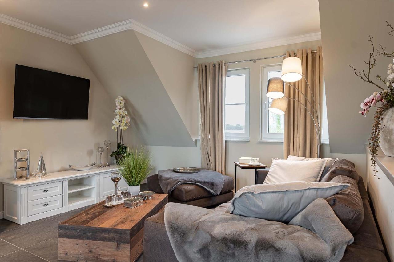Luxus Resort Ruegen Residenz Kubitzer Bodden Rambin エクステリア 写真