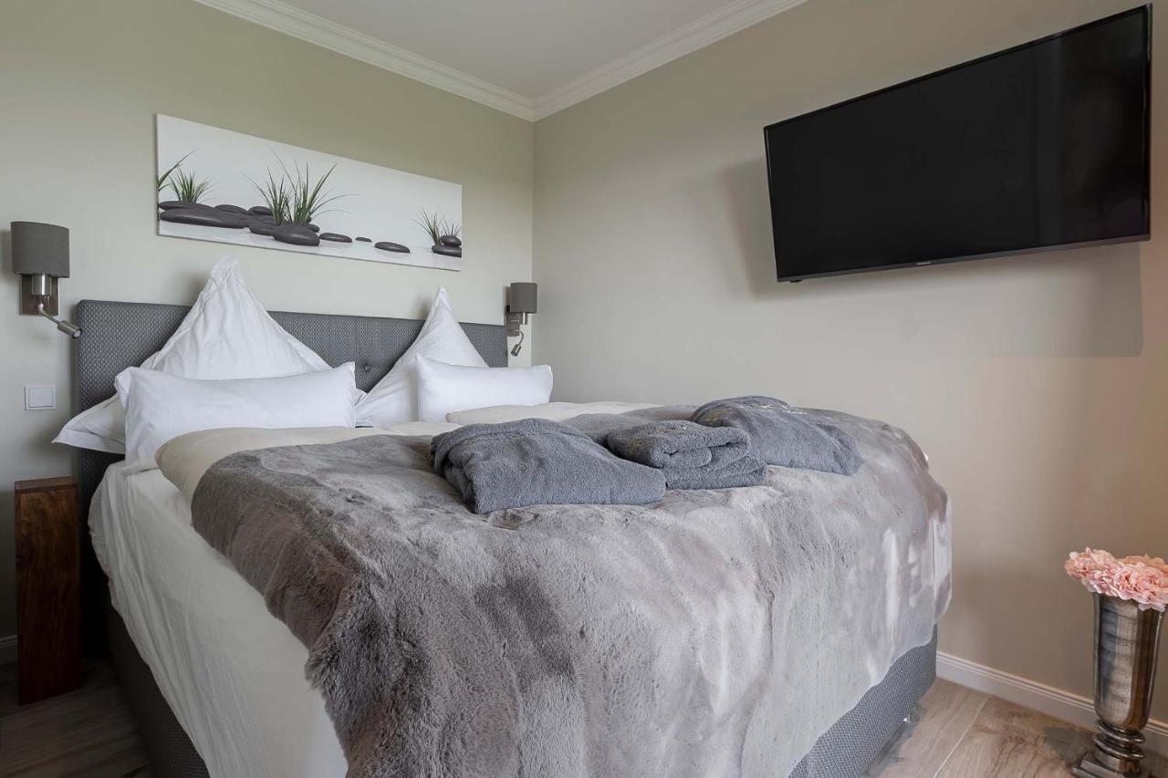 Luxus Resort Ruegen Residenz Kubitzer Bodden Rambin エクステリア 写真